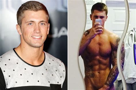 These Are the Male Celeb Nudes the Web Has Been Searching。